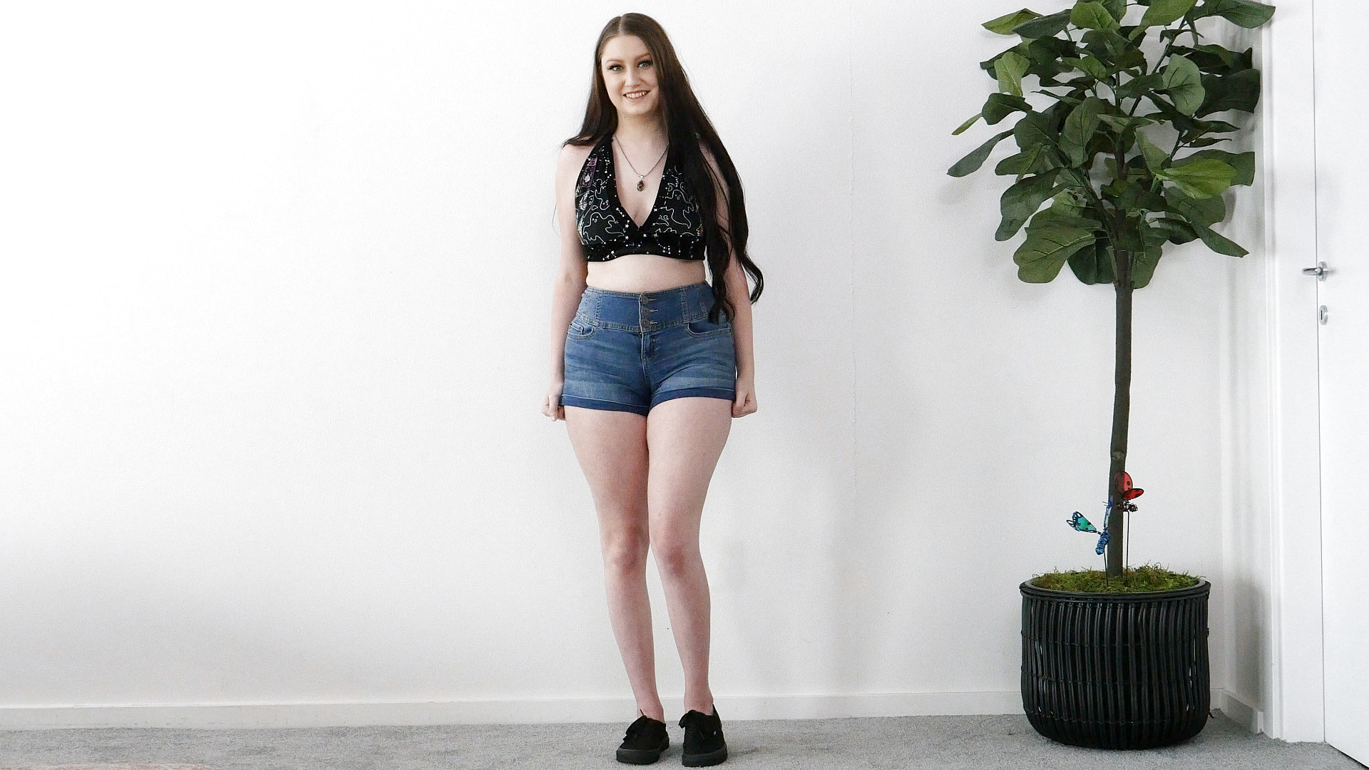 Pale Skin Pawg 1St BBC